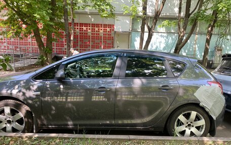 Opel Astra J, 2011 год, 530 000 рублей, 3 фотография