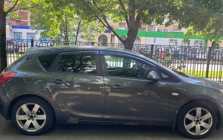 Opel Astra J, 2011 год, 530 000 рублей, 4 фотография