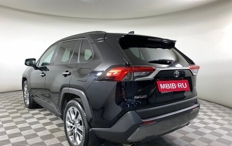 Toyota RAV4, 2020 год, 3 350 000 рублей, 7 фотография