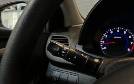 Hyundai Solaris II рестайлинг, 2015 год, 1 235 000 рублей, 16 фотография