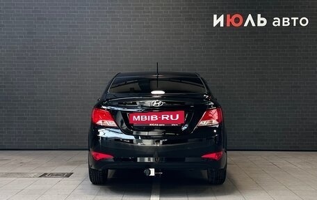 Hyundai Solaris II рестайлинг, 2015 год, 1 235 000 рублей, 6 фотография