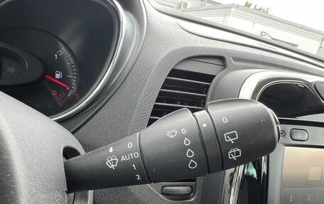 Renault Kaptur I рестайлинг, 2017 год, 1 390 000 рублей, 28 фотография