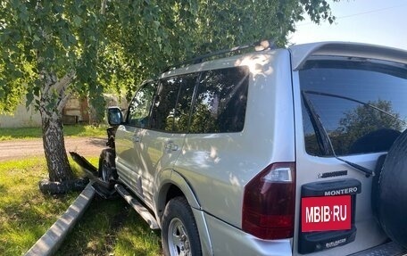 Mitsubishi Montero III, 2000 год, 400 000 рублей, 2 фотография