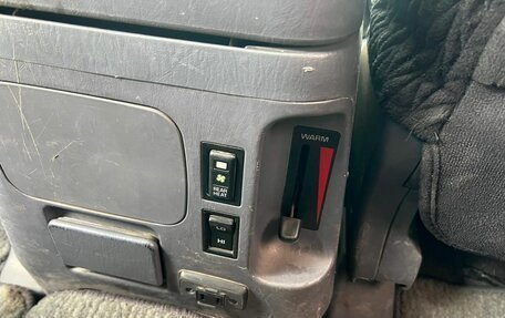 Toyota Land Cruiser Prado 90 рестайлинг, 2000 год, 1 329 000 рублей, 19 фотография