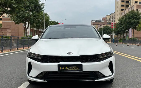 KIA K5, 2020 год, 1 950 000 рублей, 2 фотография