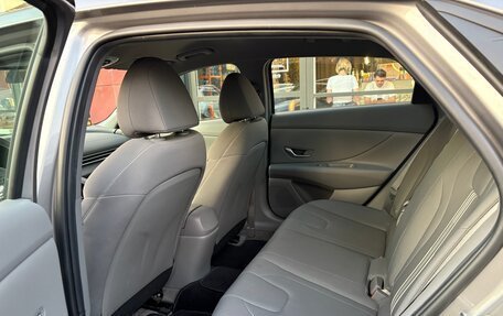 Hyundai Elantra, 2022 год, 2 450 000 рублей, 12 фотография
