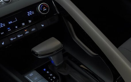 Hyundai Elantra, 2022 год, 2 450 000 рублей, 16 фотография