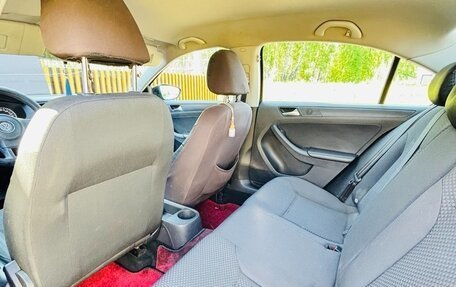 Volkswagen Jetta VI, 2013 год, 810 000 рублей, 16 фотография