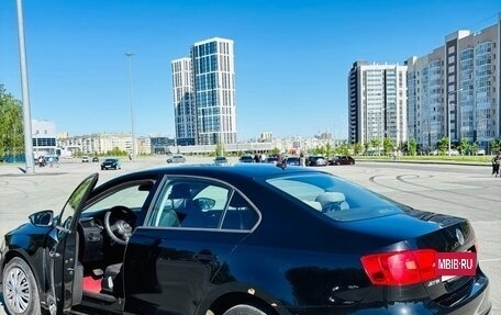 Volkswagen Jetta VI, 2013 год, 810 000 рублей, 3 фотография