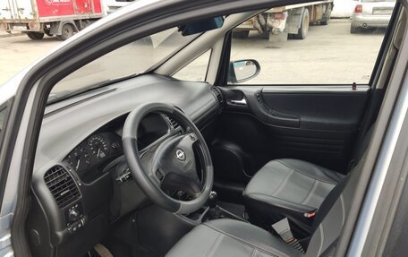 Opel Zafira A рестайлинг, 2000 год, 250 000 рублей, 13 фотография