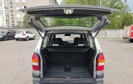 Opel Zafira A рестайлинг, 2000 год, 250 000 рублей, 24 фотография