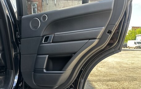 Land Rover Range Rover IV рестайлинг, 2016 год, 4 300 000 рублей, 17 фотография