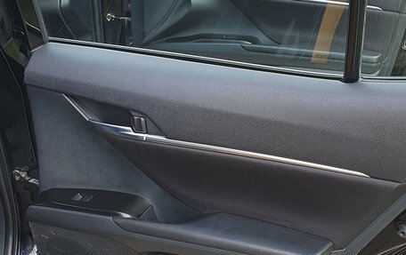 Toyota Camry, 2021 год, 2 180 000 рублей, 9 фотография