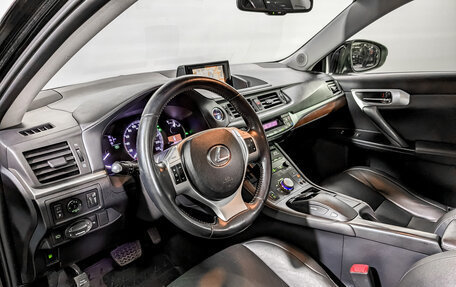 Lexus CT I рестайлинг, 2011 год, 1 590 000 рублей, 16 фотография
