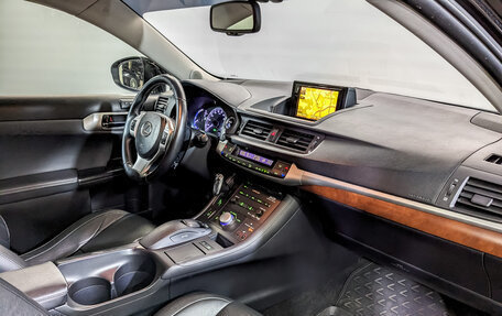 Lexus CT I рестайлинг, 2011 год, 1 590 000 рублей, 11 фотография
