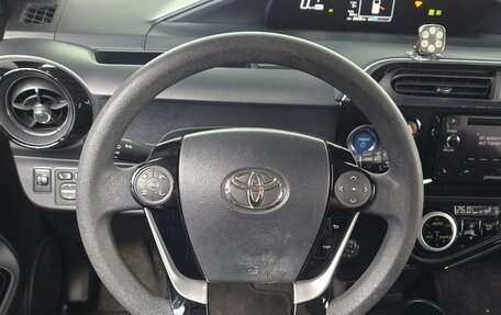 Toyota Prius c I, 2019 год, 1 430 000 рублей, 15 фотография