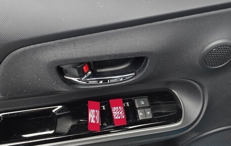 Toyota Prius c I, 2019 год, 1 430 000 рублей, 13 фотография