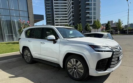 Lexus LX, 2025 год, 16 000 000 рублей, 2 фотография