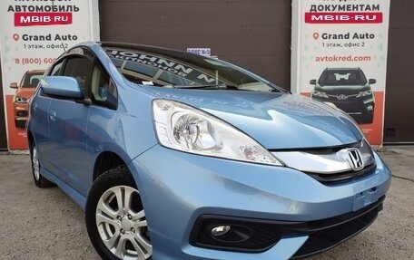 Honda Fit Shuttle I рестайлинг, 2013 год, 1 130 000 рублей, 38 фотография