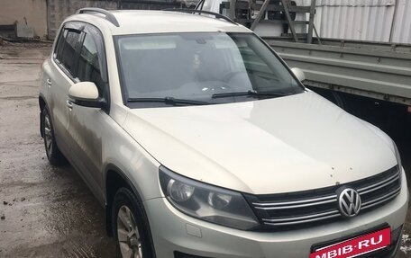 Volkswagen Tiguan I, 2013 год, 1 260 000 рублей, 2 фотография