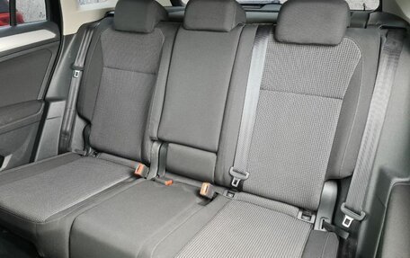 Volkswagen Tiguan II, 2019 год, 1 847 000 рублей, 20 фотография