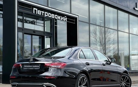 Mercedes-Benz E-Класс, 2021 год, 2 977 000 рублей, 4 фотография