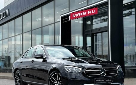 Mercedes-Benz E-Класс, 2021 год, 2 977 000 рублей, 2 фотография