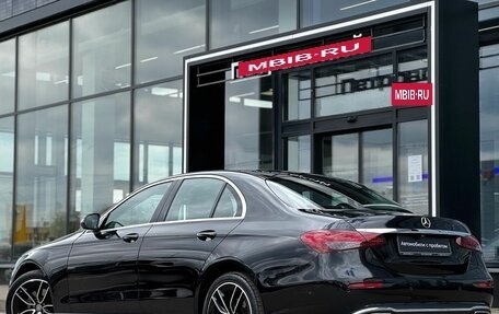 Mercedes-Benz E-Класс, 2021 год, 2 977 000 рублей, 19 фотография