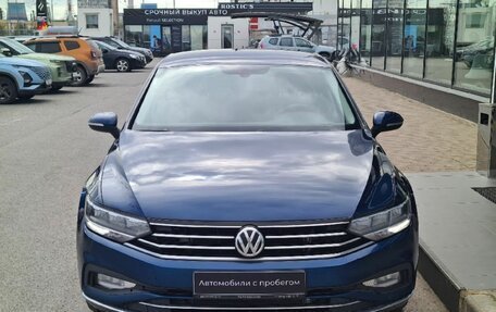 Volkswagen Passat B8 рестайлинг, 2020 год, 2 350 000 рублей, 4 фотография