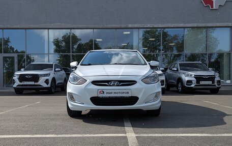 Hyundai Solaris II рестайлинг, 2014 год, 670 000 рублей, 2 фотография