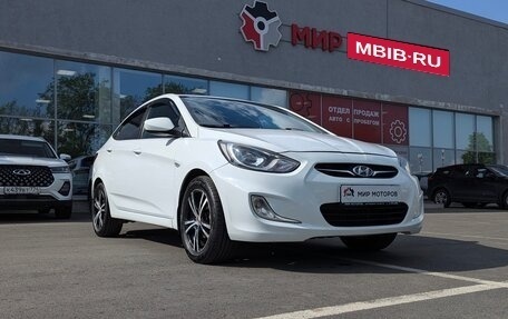 Hyundai Solaris II рестайлинг, 2014 год, 670 000 рублей, 3 фотография