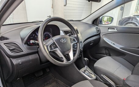 Hyundai Solaris II рестайлинг, 2014 год, 670 000 рублей, 9 фотография