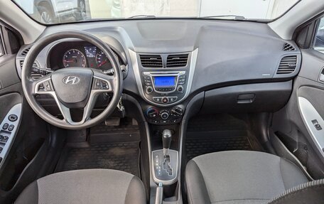 Hyundai Solaris II рестайлинг, 2014 год, 670 000 рублей, 10 фотография