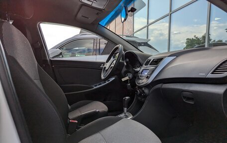 Hyundai Solaris II рестайлинг, 2014 год, 670 000 рублей, 22 фотография