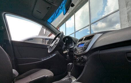 Hyundai Solaris II рестайлинг, 2014 год, 670 000 рублей, 23 фотография