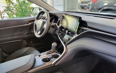 Toyota Camry, 2023 год, 3 798 000 рублей, 15 фотография