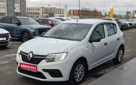 Renault Sandero II рестайлинг, 2020 год, 830 000 рублей, 4 фотография