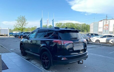 Toyota RAV4, 2019 год, 2 380 000 рублей, 12 фотография