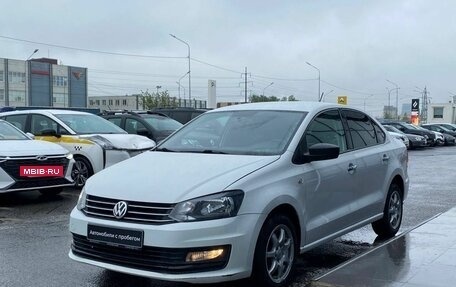 Volkswagen Polo VI (EU Market), 2016 год, 950 000 рублей, 3 фотография