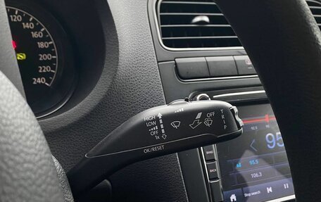 Volkswagen Polo VI (EU Market), 2016 год, 950 000 рублей, 12 фотография