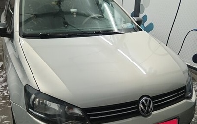 Volkswagen Polo VI (EU Market), 2013 год, 900 000 рублей, 1 фотография