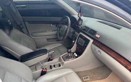 Audi A4, 2005 год, 750 000 рублей, 14 фотография