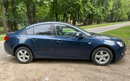 Chevrolet Cruze II, 2012 год, 800 000 рублей, 4 фотография