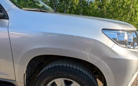 Toyota Land Cruiser Prado 150 рестайлинг 2, 2020 год, 6 000 000 рублей, 5 фотография