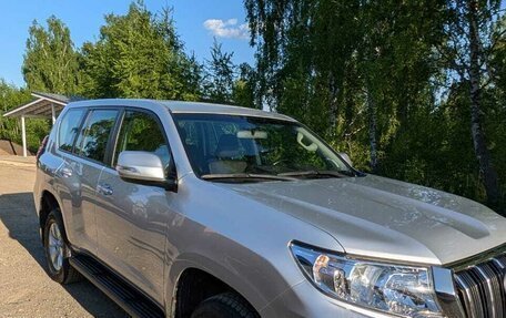 Toyota Land Cruiser Prado 150 рестайлинг 2, 2020 год, 6 000 000 рублей, 36 фотография