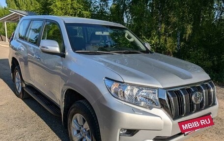 Toyota Land Cruiser Prado 150 рестайлинг 2, 2020 год, 6 000 000 рублей, 34 фотография