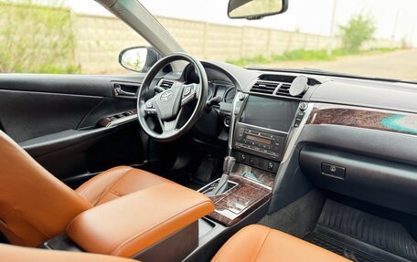 Toyota Camry, 2016 год, 2 840 000 рублей, 10 фотография