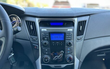 Hyundai Sonata VI, 2012 год, 1 150 000 рублей, 18 фотография