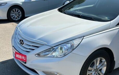 Hyundai Sonata VI, 2012 год, 1 150 000 рублей, 12 фотография