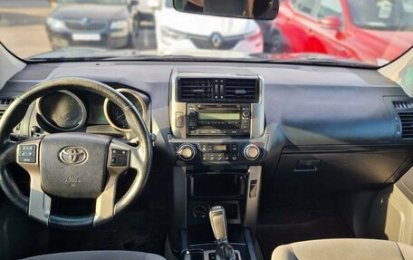 Toyota Land Cruiser Prado 150 рестайлинг 2, 2012 год, 2 650 000 рублей, 8 фотография